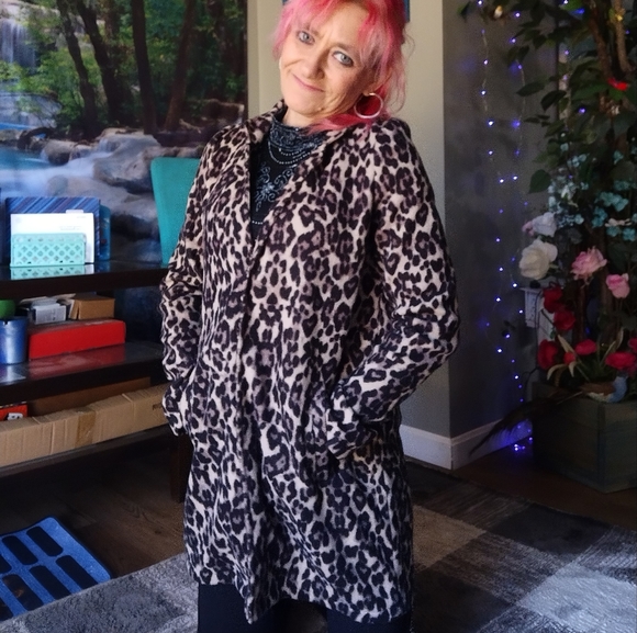 Leopard print soft lightweight coat - Picture 6 of 14